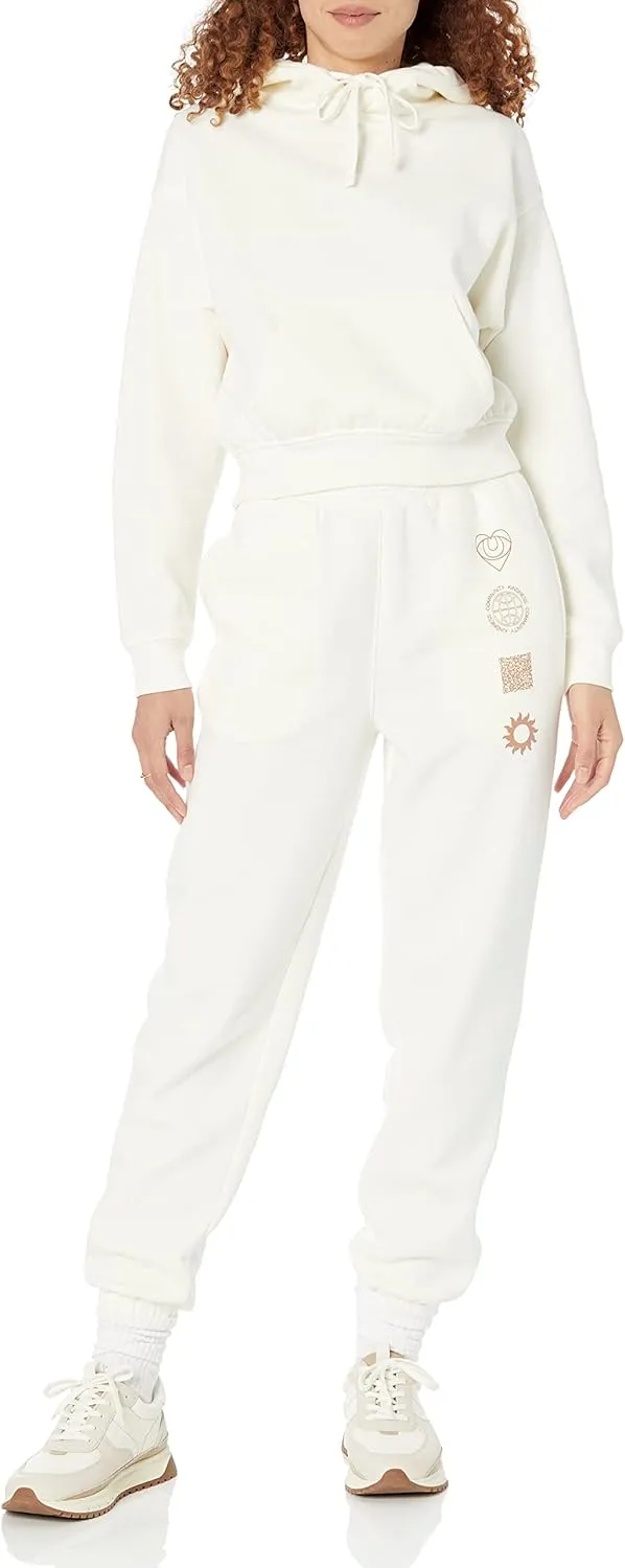 Amazon Essentials Women's Relaxed Jogger (Available in Plus Size)
