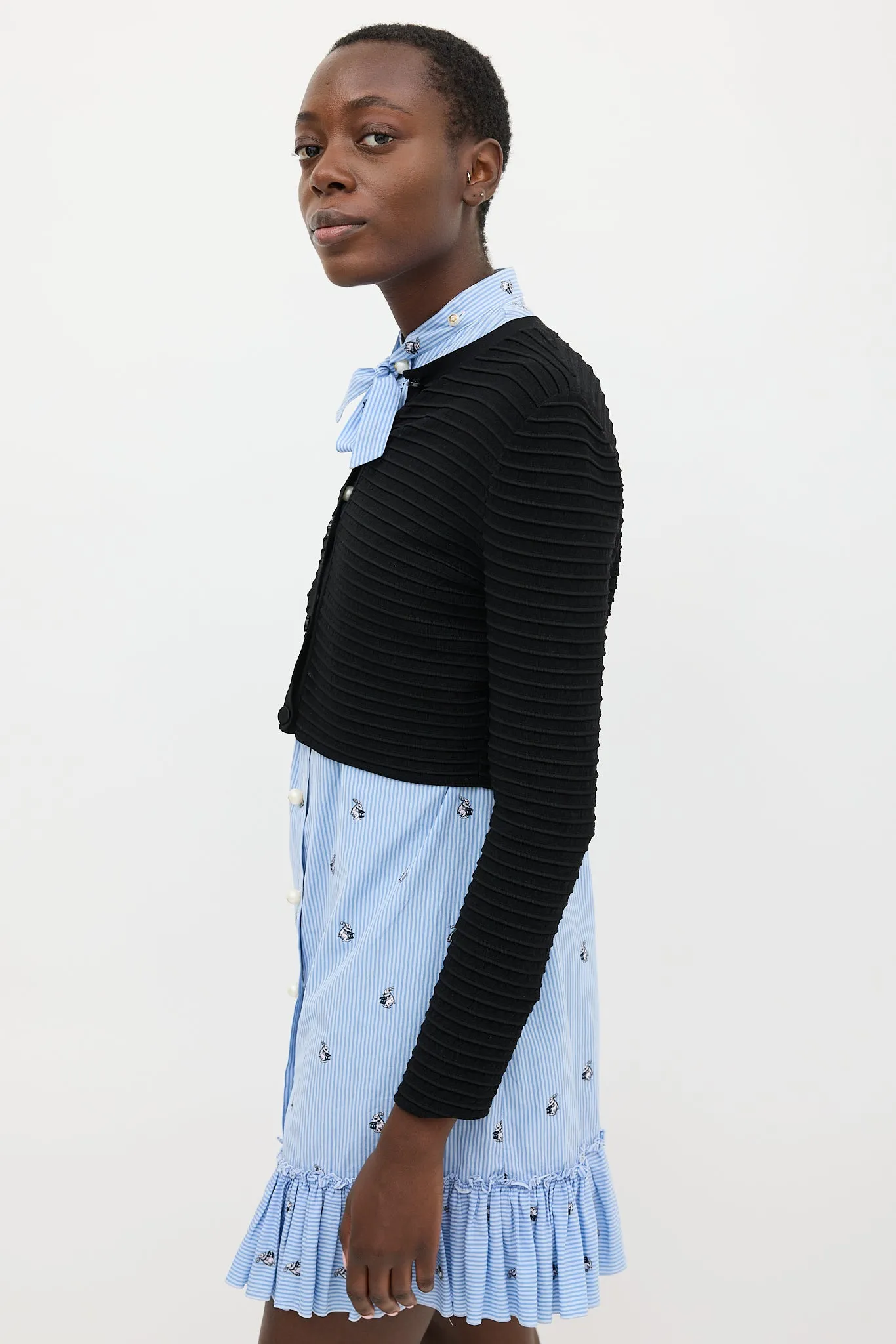 Black Ribbed Knit Cropped Cardigan