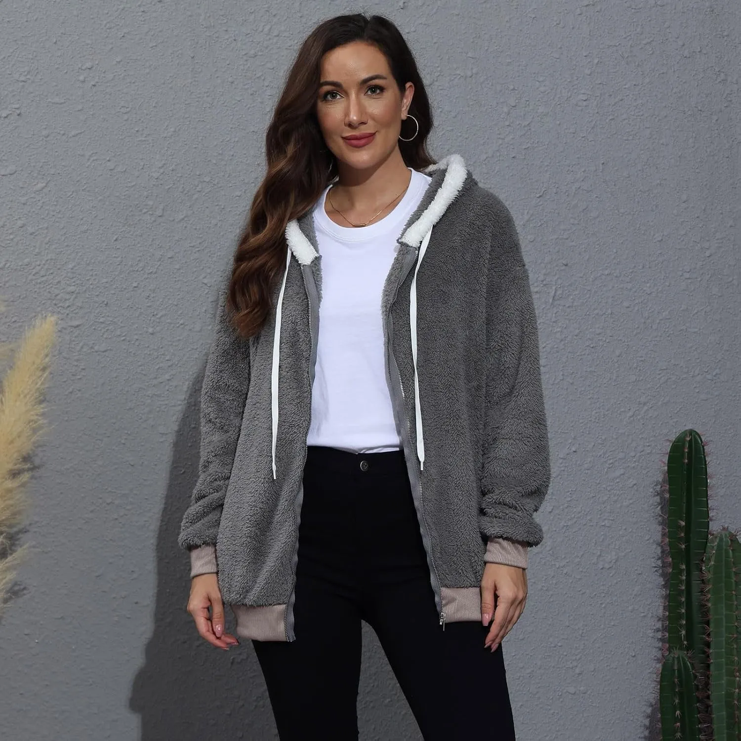 Fleece Jacket Women Plus Size Fuzzy Zip Up Sherpa Jacket Oversized Hooded Winter Coat Outerwear with Pockets