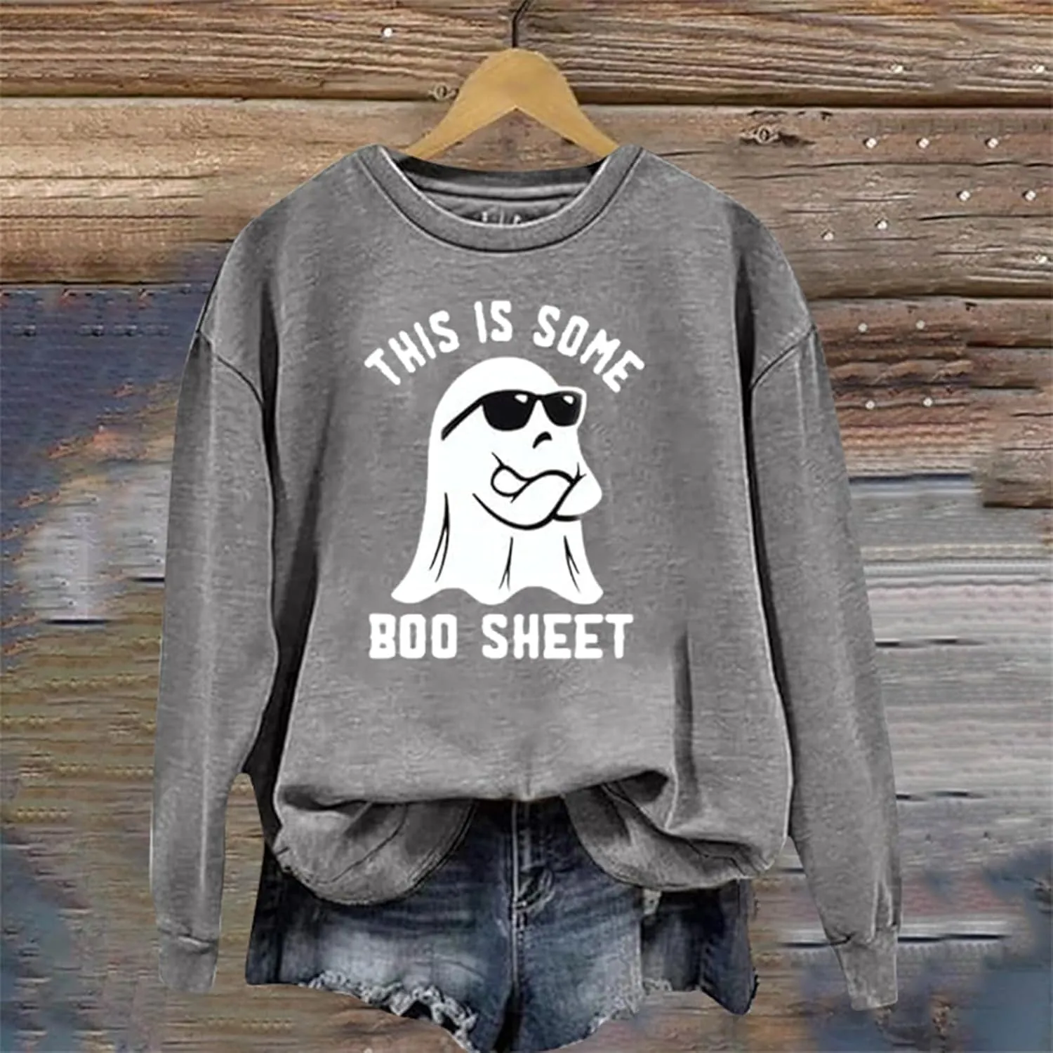 Halloween Crewneck Sweatshirts Women Ghost Print Loose Pullover Tops Graphic Long Sleeve Oversized Cute Sweatshirt