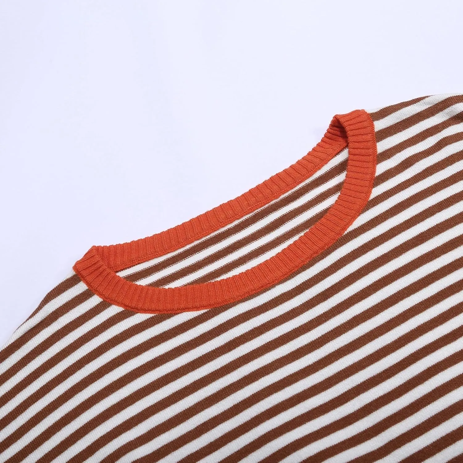 Light Sweatshirt for Women Fashion Casual Round Neck Striped Tops Long Sleeved Sweater Hoodless Hoodie