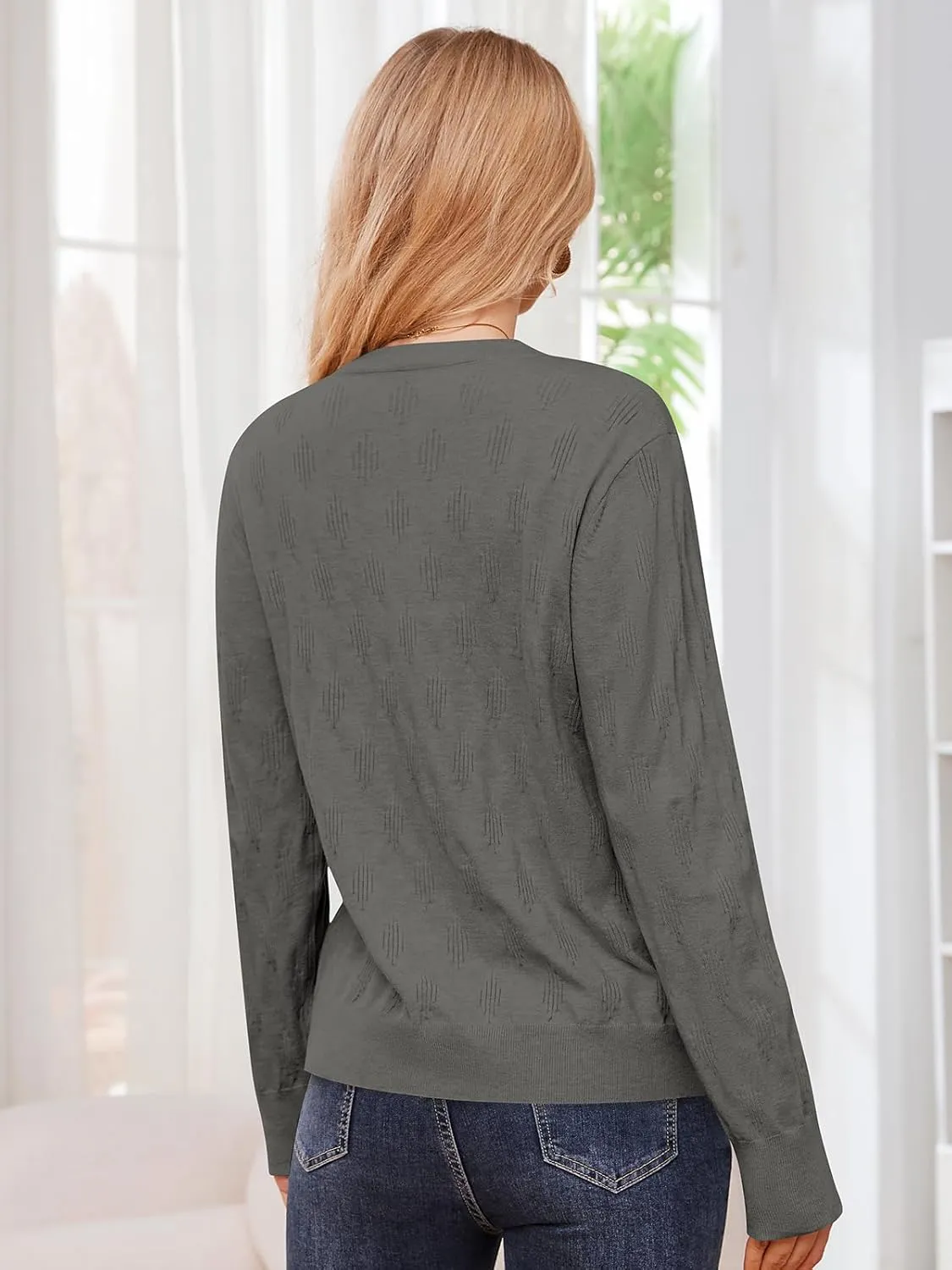 Sweaters for Women 2025 Spring Long Sleeve Lightweight Oversized Casual Classic V Neck Fashion Pullover Sweaters