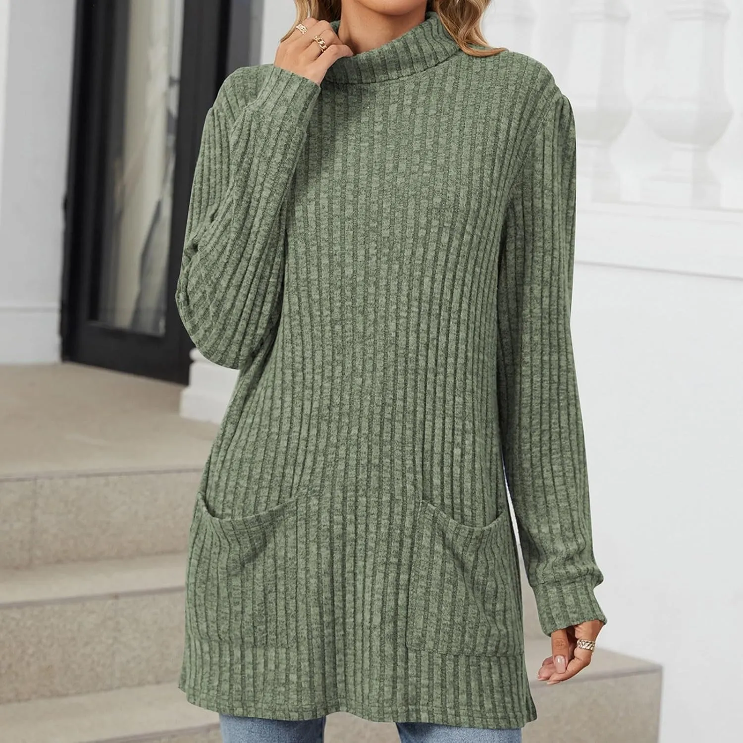 Turtle Neck Long Sleeve Sweater for Women Mid Length Casual Sweater Oversized Winter Pullover Blouse with Pockets