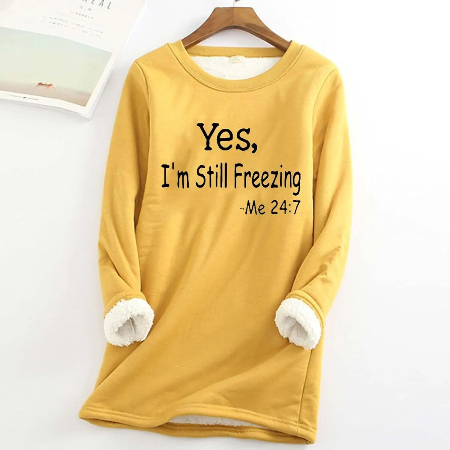 Women's Casual Crewneck Sweatshirts Winter Fleece Warm Letter Print Pullover Tops Thick Long Sleeve Lightweight Clothes