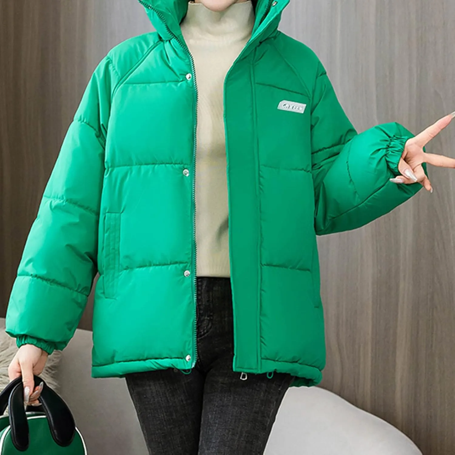 XUNRYAN Women Quilted Lightweight Puffer Jackets Winter Warm Down Coats Long Sleeve Shaggy Parkas Cropped Coats Outerwear